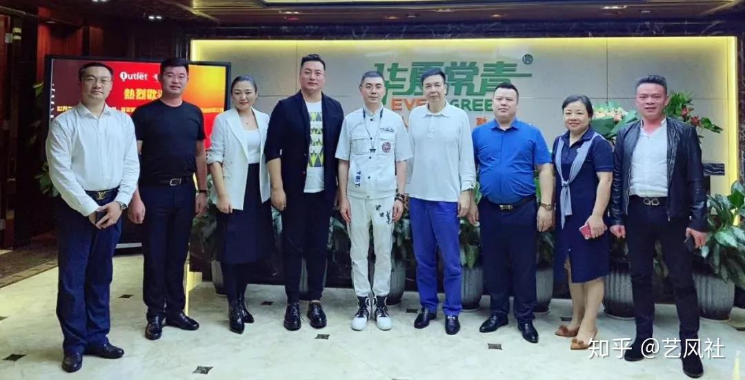 揭秘2025正版新奧管家婆香港，前沿科技與管理藝術(shù)的融合，前沿科技與管理藝術(shù)的融合，揭秘2025正版新奧管家婆香港之旅