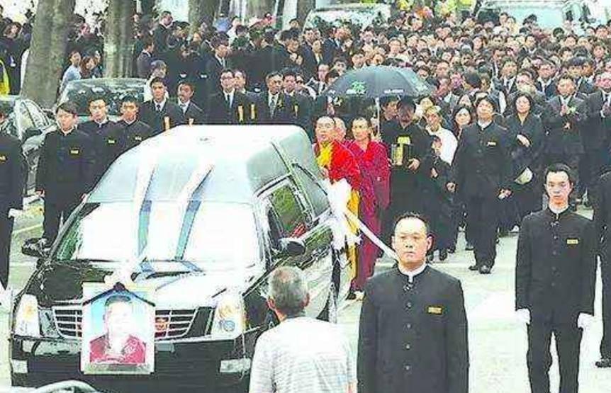 澳門六開彩天天免費開獎，揭秘彩票背后的故事與魅力，澳門六開彩背后的故事與魅力，天天免費開獎揭秘彩票世界